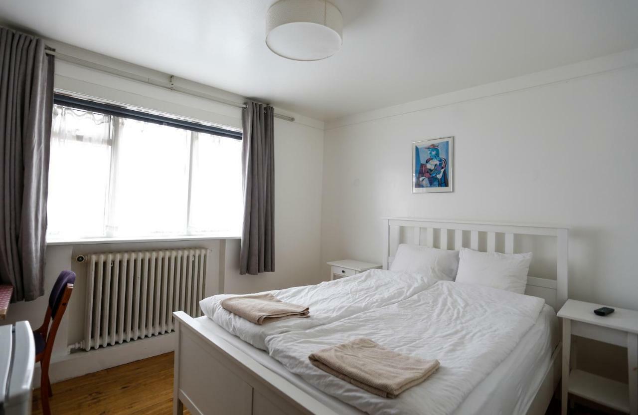 Guesthouse Summerday Reykjavik Ngoại thất bức ảnh